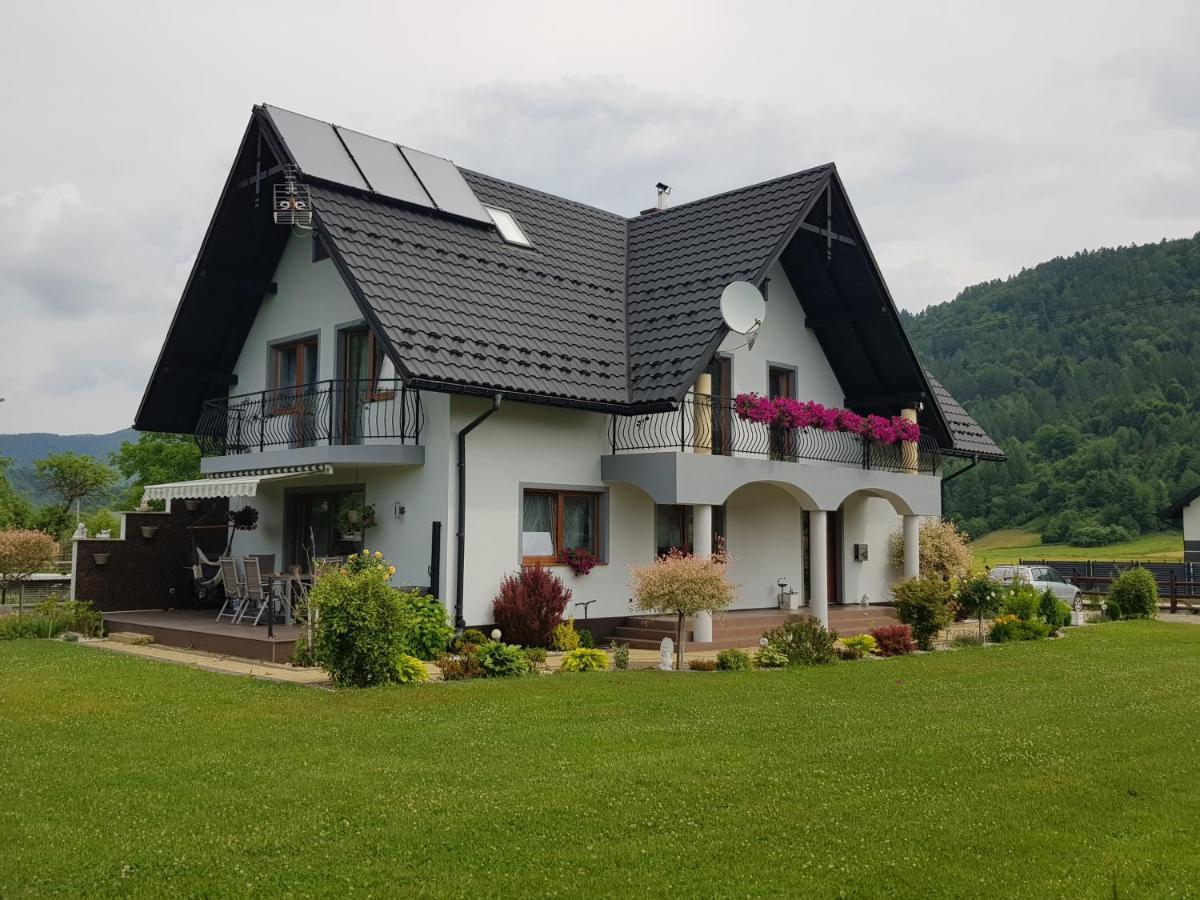 Domki I Pokoje U Ilony Krościenko Buitenkant foto